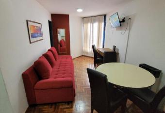 Entre Barrio Guemes y Nueva Cordoba allows 18 year olds to book a room