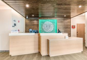 Fairfield by Marriott Inn & Suites Knoxville Clinton allows 18 year olds to book a room