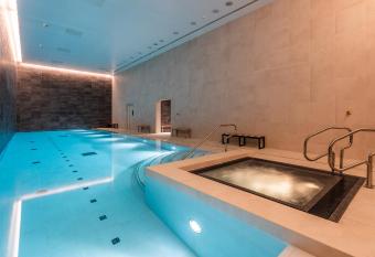 CitySuites Two Aparthotel allows 18 year olds to book a room