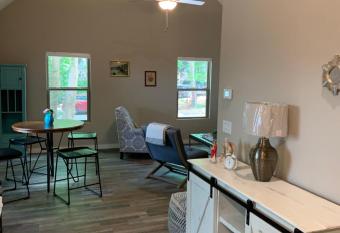 Villas at Gingershack Farms allows 18 year olds to book a room