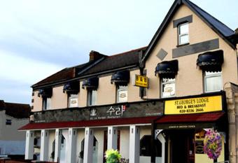 St. George s Lodge allows 18 year olds to book a room