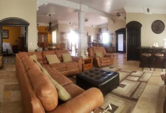 Maria's Place, Puerto Pe  asco, Oriente has Balcony rooms