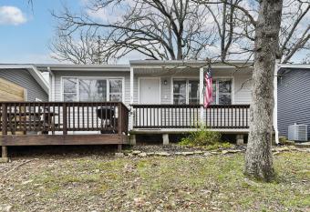 Lighthouse 5 has Balcony rooms