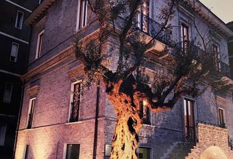 B&B Palazzo Storico Di Nicola allows 18 year olds to book a room