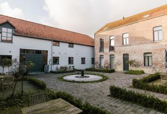 Appartement le Marie in hoeve tussen Bilzen en Maastricht allows 18 year olds to book a room