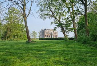 B&B Huis der Boede allows 18 year olds to book a room