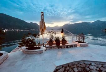 Casa Pantagana allows 18 year olds to book a room