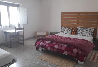 The Traveler s Hub Shared Apartment allows 18 year olds to book a room