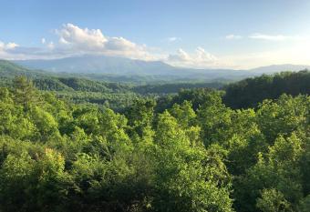 Serenity Bliss has Balcony rooms