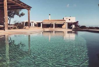 Villa Casa Lim  n Formentera has Balcony rooms