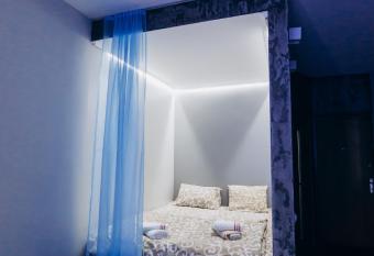 Premium apartment (                                                               ) allows 18 year olds to book a room