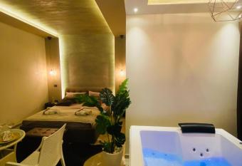 Love Suite Campobasso has Balcony rooms