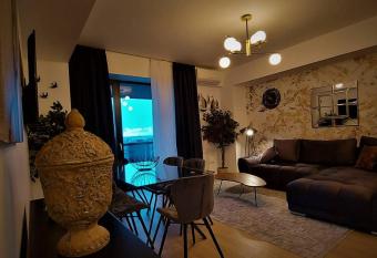 Prime location, Sea view flat near the Beach has Balcony rooms