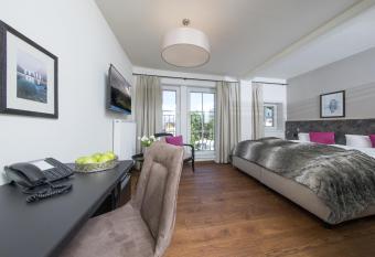 HEITZMANN - Hotel & Rooftop has Balcony rooms