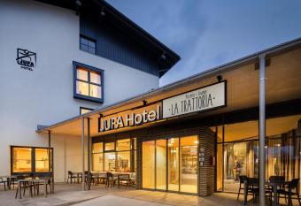 JUFA Hotel Wipptal allows 18 year olds to book a room