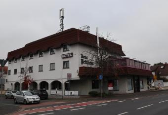 Hotel Princess allows 18 year olds to book a room