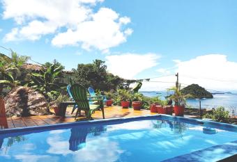 Cerrito Tropical Eco Lodge has Balcony rooms