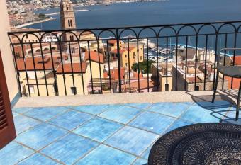 Le Suite Guarinelli has Balcony rooms