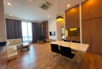 Sriracha Orchid Hotel allows 18 year olds to book a room