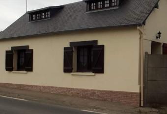 La p tite maison has Balcony rooms