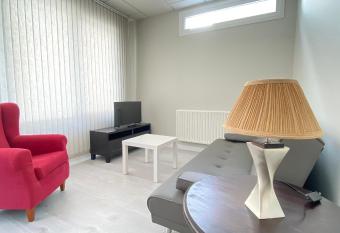 Apartamentos Pant  n Ribeira Sacra has Balcony rooms