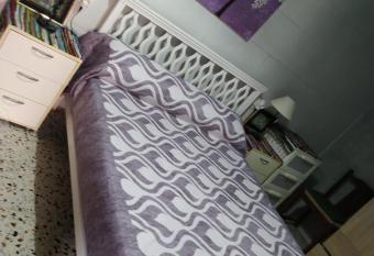 La casita allows 18 year olds to book a room