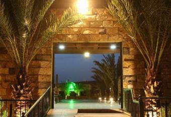 Bait Alaqaba dive center & resort has Balcony rooms