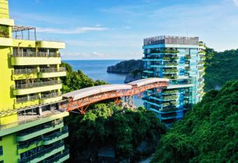 Flamingo Cat Ba Resort luxury has Balcony rooms