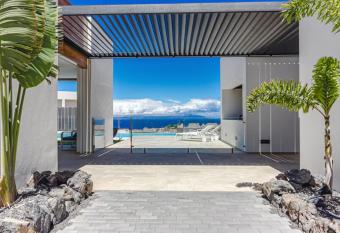 Karat Villa Playa Paraiso has Balcony rooms