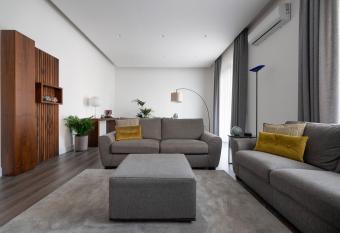 Harmony Luxury Rooms has Balcony rooms