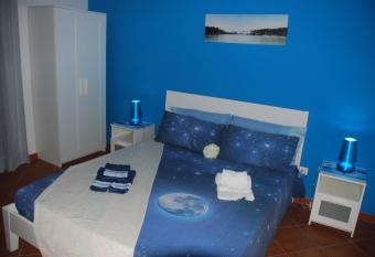 Eolo has Balcony rooms