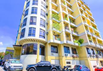 OYO 794 Regatta Residences allows 18 year olds to book a room