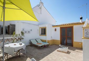 Casa Milita has Balcony rooms