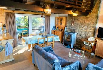 Louloudia - Bonsoy Jaune 12 Blaimont - huis in het bos met mooi zicht en rustig gelegen allows 18 year olds to book a room