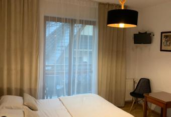 Przystanek Guba    wka -Guest House Zakopane allows 18 year olds to book a room