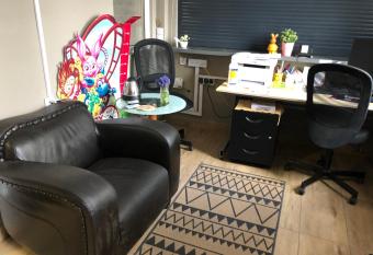 Aparthotel WADOWICE & Hostel GENERY has Balcony rooms