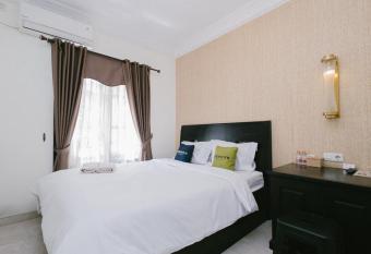 Urbanview Hotel Sultan Palace Malang allows 18 year olds to book a room