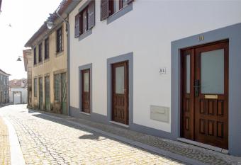 Casa Marialva allows 18 year olds to book a room