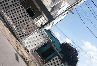 ATALAYA Inn Alojamientos has Balcony rooms