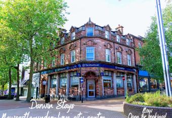 Darwin Stays - Service Accommodation in Newcastle under Lyme City Centre allows 18 year olds to book a room