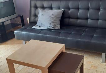 Studio cabine parking Cap d Agde allows 18 year olds to book a room