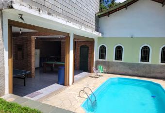 Ch  cara dos Sonhos em Mairipor   allows 18 year olds to book a room