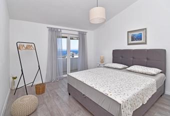 Sunny room has Balcony rooms