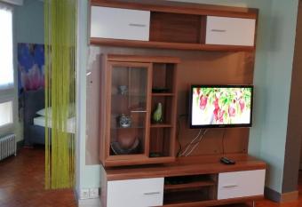 Appartement coquet centre ville FILIGRANDO allows 18 year olds to book a room