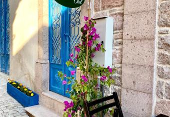 Ayval  k Rebetiko Otel has Smoking/Balcony rooms