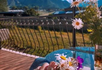 Hotel Garbani has Balcony rooms