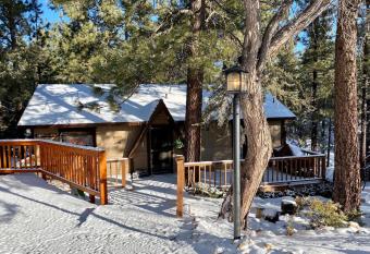 Nottingham's Nook has Balcony rooms