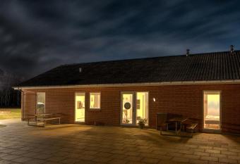 Den Gode S  vn has Balcony rooms