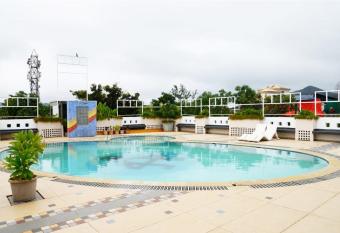 Beautiful Hotel In Lonavala has Balcony rooms