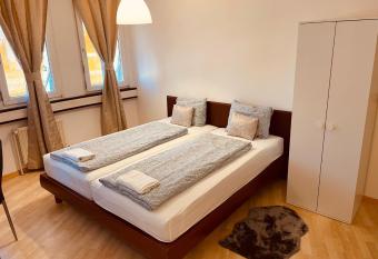 Veni Apartments allows 18 year olds to book a room